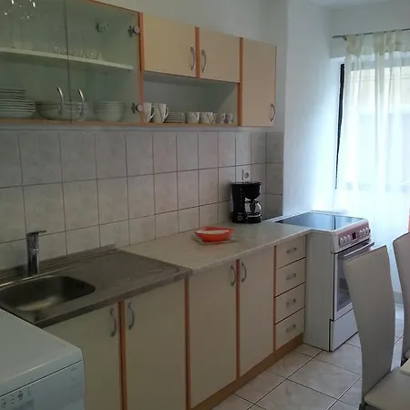 Apartament Adeola