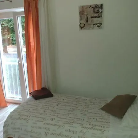 Adeola Apartment *